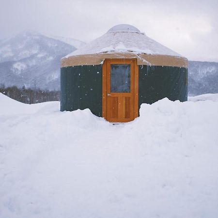 Готель The Yurts At Margo'S Garden, Kiroro Акаїґава Екстер'єр фото