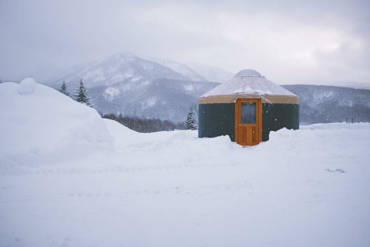 Готель The Yurts At Margo'S Garden, Kiroro Акаїґава Екстер'єр фото