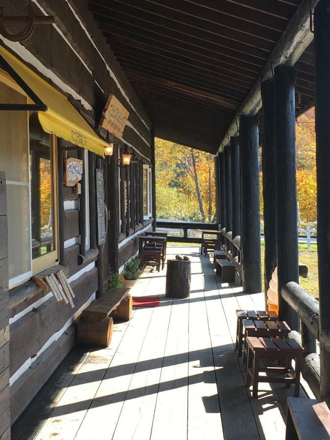 Готель The Yurts At Margo'S Garden, Kiroro Акаїґава Екстер'єр фото